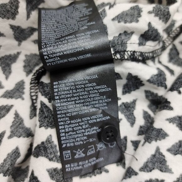 H&M Womens Size M Black & White Animal Print Long Sleeve Tunic Blouse - Picture 8 of 8